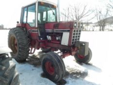 International 1486 Cab Tractor 'Runs & Operates'