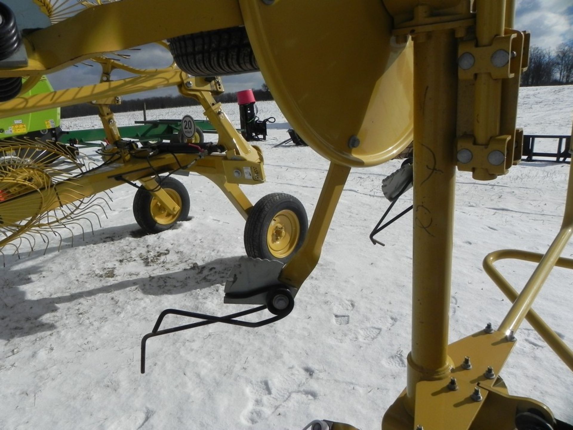 2023 Vermeer TE1710 Tedder - Image 6 of 11