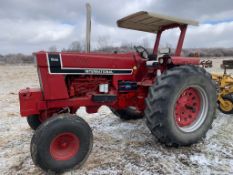 1976 International 1066 Tractor