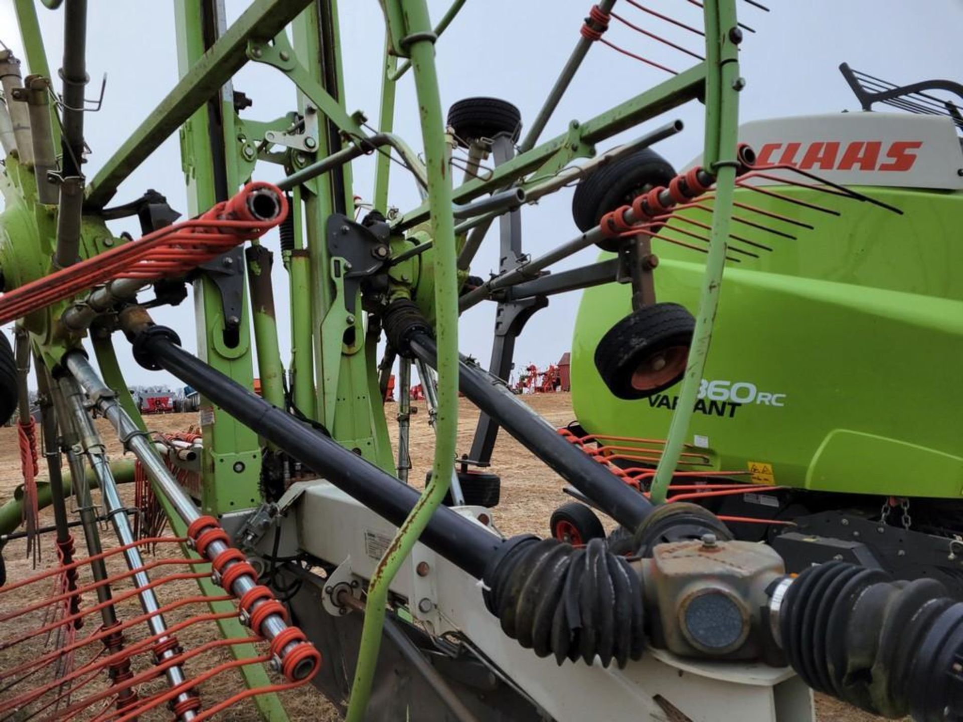 Claas Liner 2800 Rotary Rake - Image 5 of 31