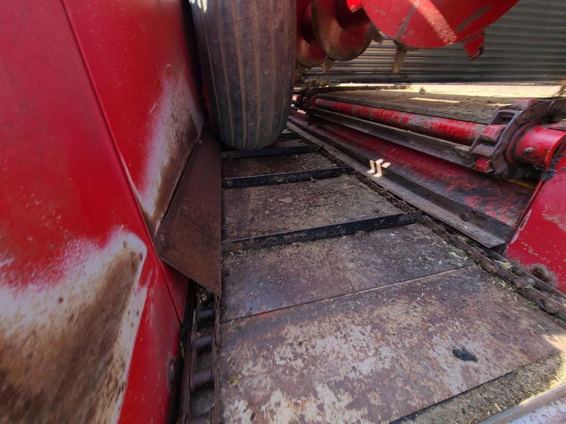 Miller Pro 5200 Forage Wagon - Image 27 of 33