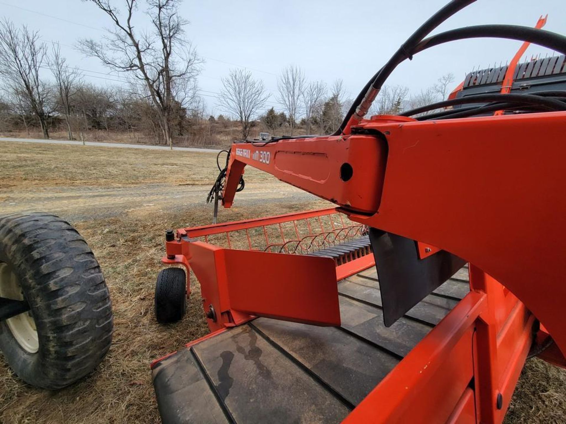 Kuhn MM300 Merger - Image 27 of 28