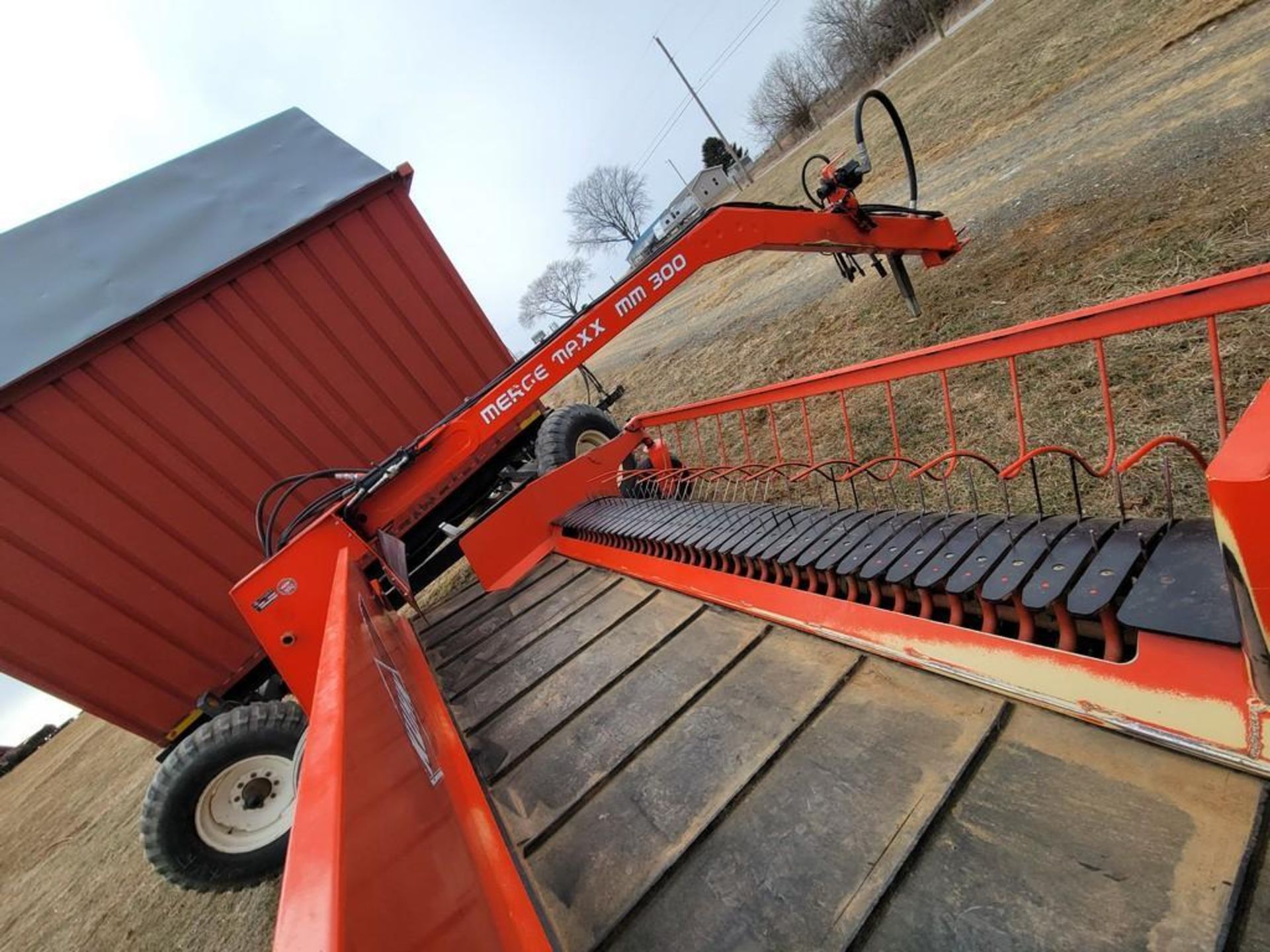 Kuhn MM300 Merger - Image 23 of 28