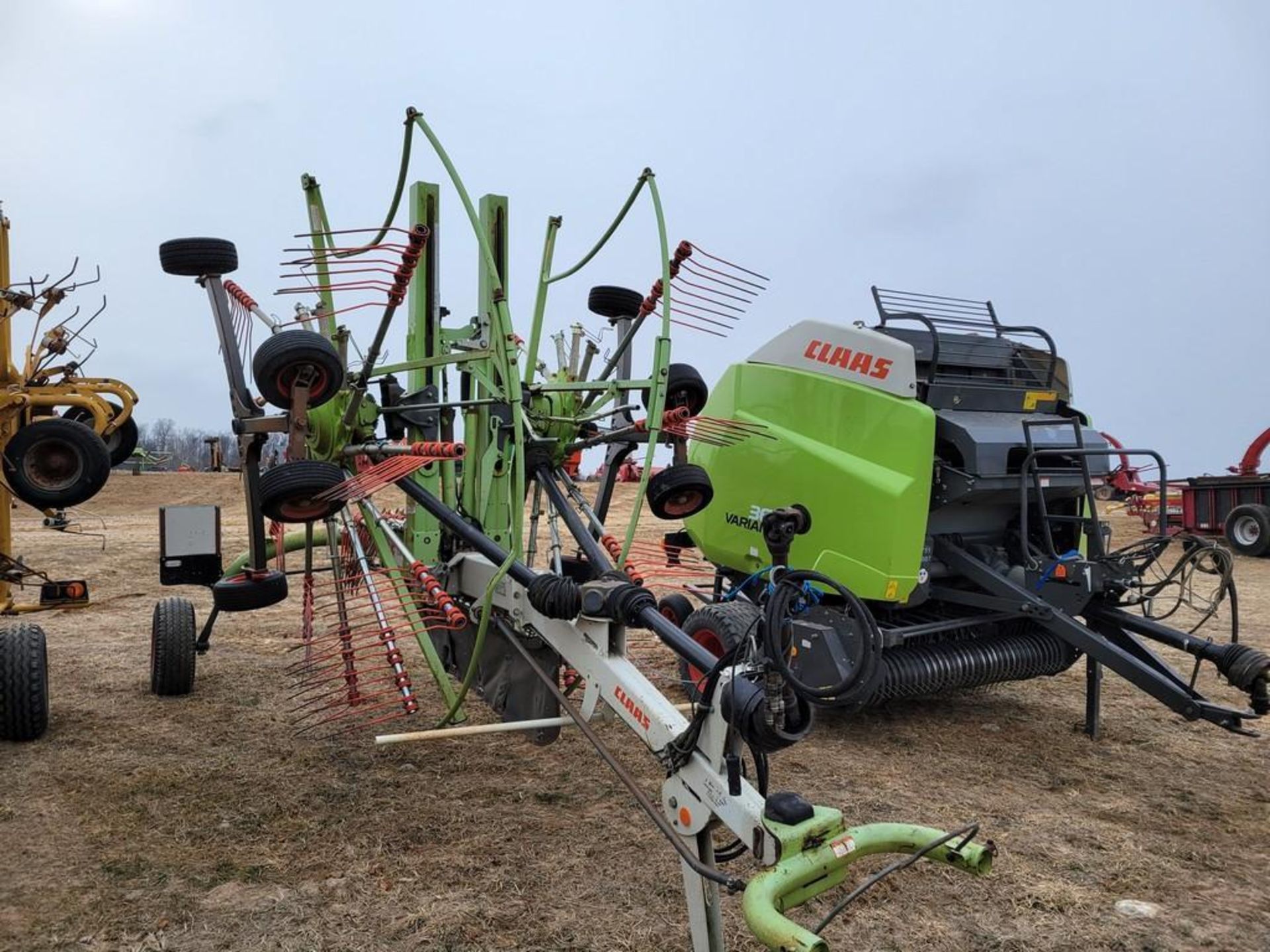 Claas Liner 2800 Rotary Rake - Image 2 of 31