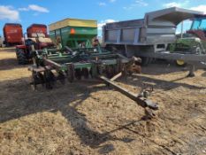 John Deere 1700 Disc Chisel