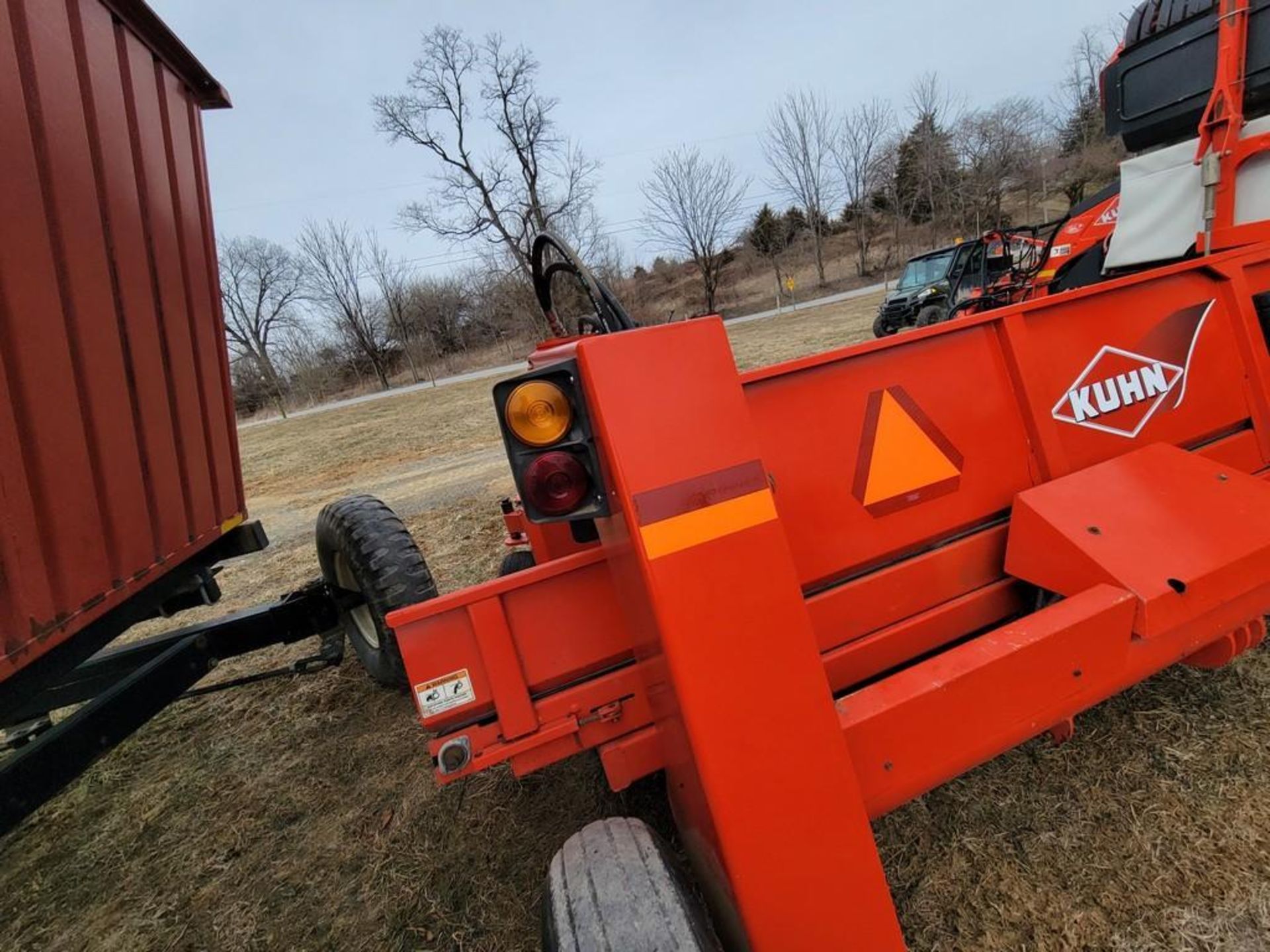 Kuhn MM300 Merger - Image 13 of 28