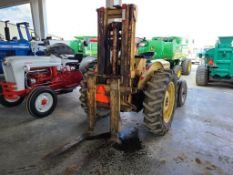 Ford 2000 Forklift Tractor 'Runs & Operates'