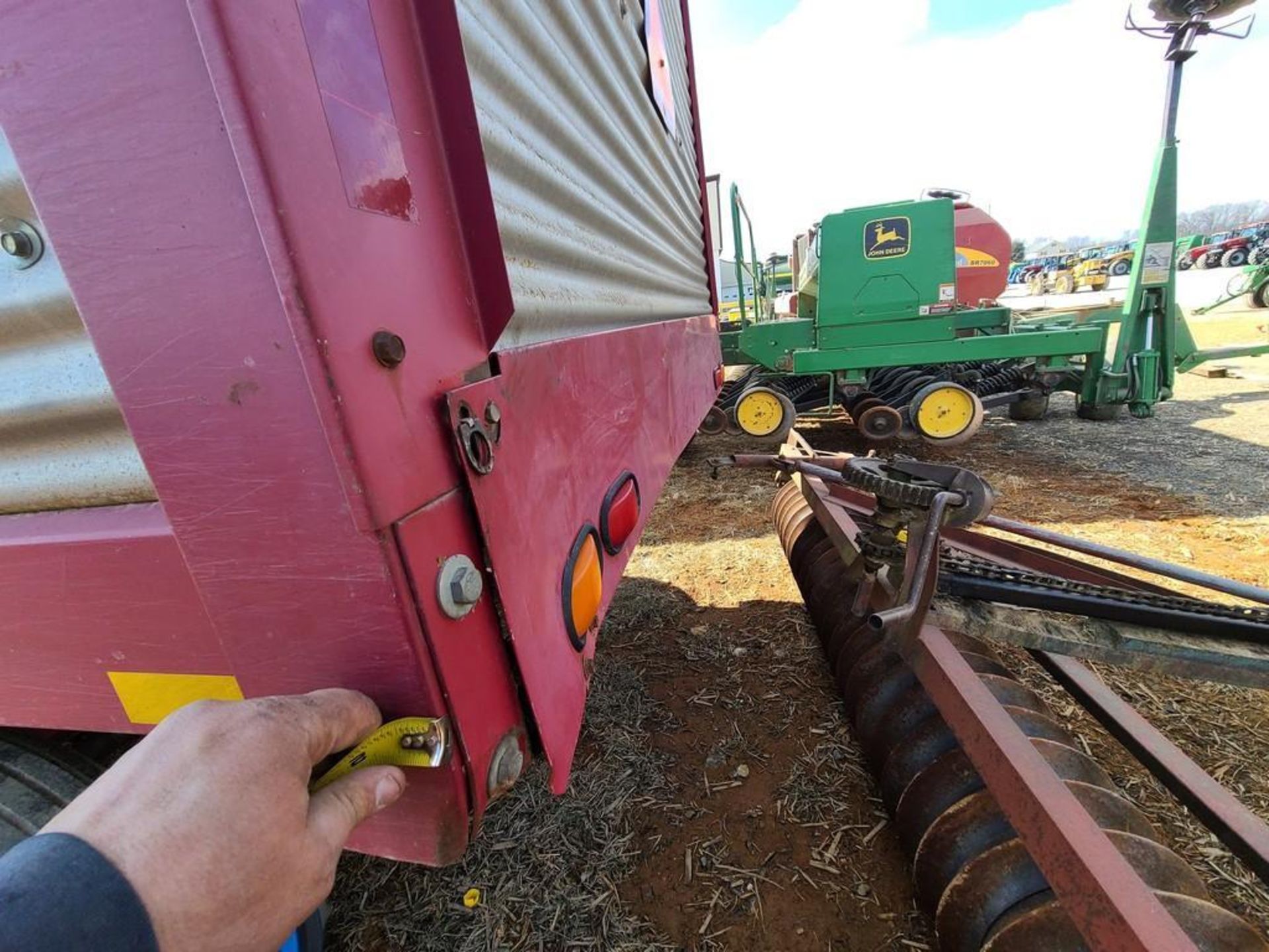 Miller Pro 5200 Forage Wagon - Image 22 of 33