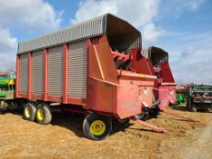 Miller Pro 5300 Forage Wagon