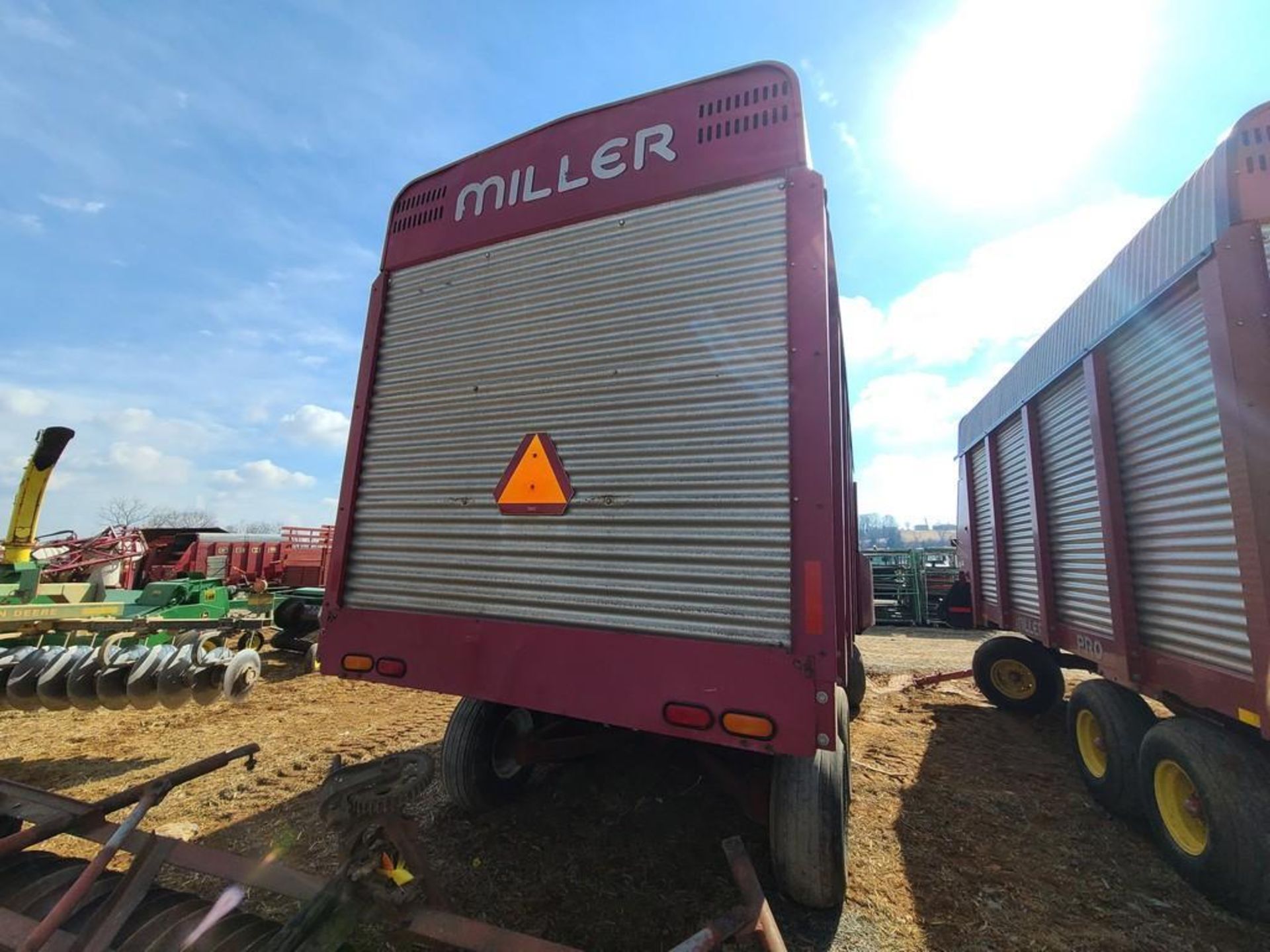 Miller Pro 5200 Forage Wagon - Image 14 of 33