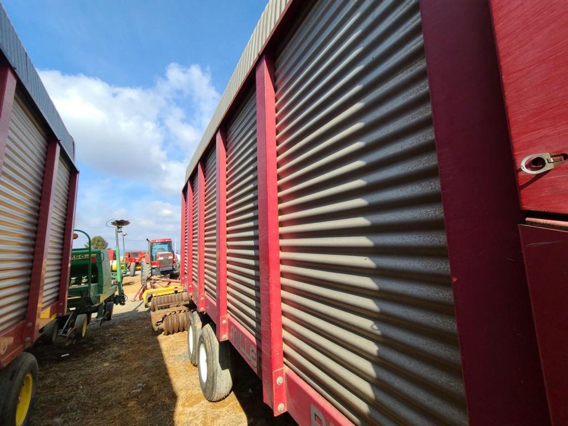 Miller Pro 5200 Forage Wagon - Image 7 of 33