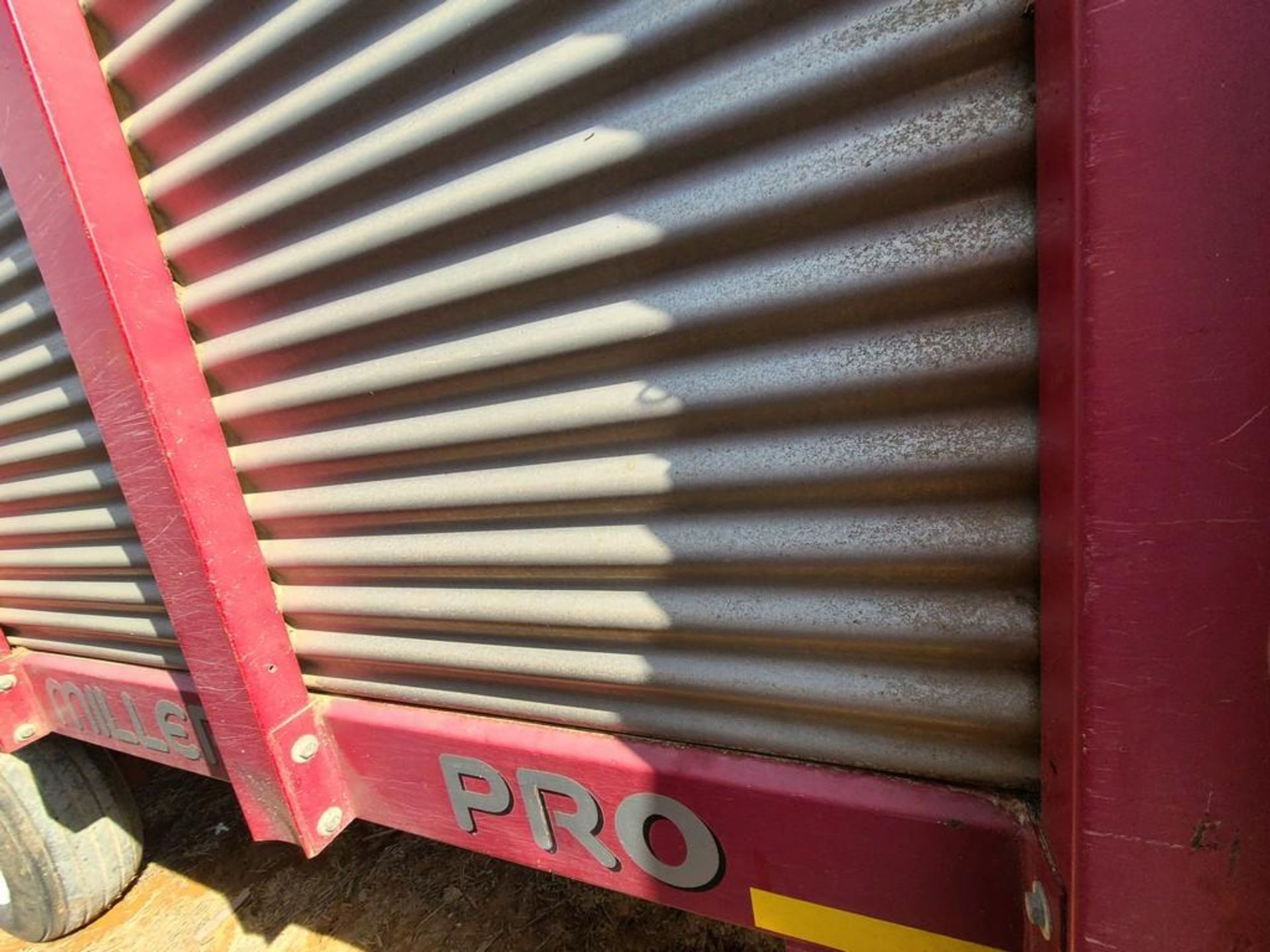 Miller Pro 5200 Forage Wagon - Image 8 of 33