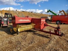 New Holland 570 Small Square Baler
