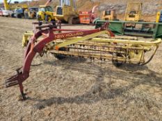 New Holland 258 Rake