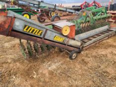 Little Giant Corn Drag