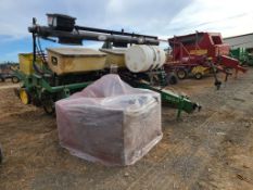 John Deere 7200 Corn Planter 'Monitor in the Office, Manual in the Office, '