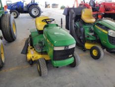 John Deere LX188 Riding Tractor 'Runs & Operates'
