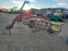 New Holland 256 Rake