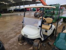 2015 EZ-Go Golf Cart 'AS-IS, THIS UNIT HAS PROBLEMS, All of its problems may or may not be disclosed
