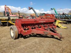 International 5100 Grain Drill