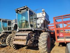 Gleaner L3 Combine 'AS-IS, THIS UNIT HAS PROBLEMS, All of its problems may or may not be disclosed,