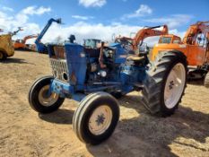Ford 4000 Tractor 'Runs & Operates, THIS UNIT HAS PROBLEMS, All of its problems may or may not be di
