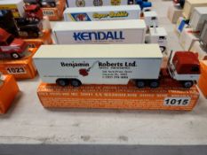 Winross Truck With Van Trailer