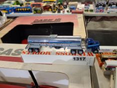 Winross Truck With Tank Trailer