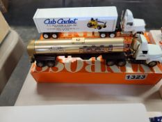 Winross Truck With Tank Trailer