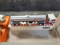 Winross Truck With Tank Trailer