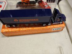 Winross Truck With Van Trailer