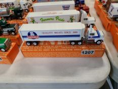 Winross Truck With Refer Trailer