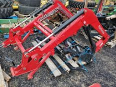 Mahindra 2565CL Loader