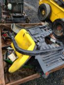 John Deere 2210 Compact Tractor 'AS-IS, THIS UNIT HAS PROBLEMS, All of its problems may or may not b