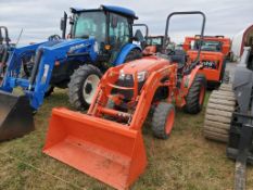 Kubota B3350 Compact Loader Tractor 'Ride & Drive'