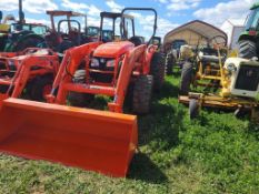 Kubota MX5200 Loader Tractor 'Ride & Drive'