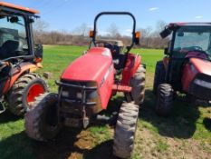 Case IH D45 Compact Tractor 'AS-IS, THIS UNIT HAS PROBLEMS, All of its problems may or may not be di