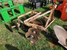 International 110 Disc