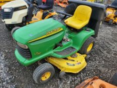 John Deere LT180 Lawn Tractor 'Runs & Operates'