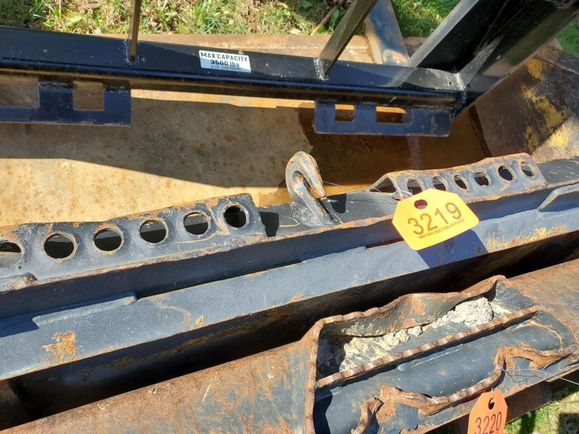 Skid Steer Bucket - Image 6 of 10