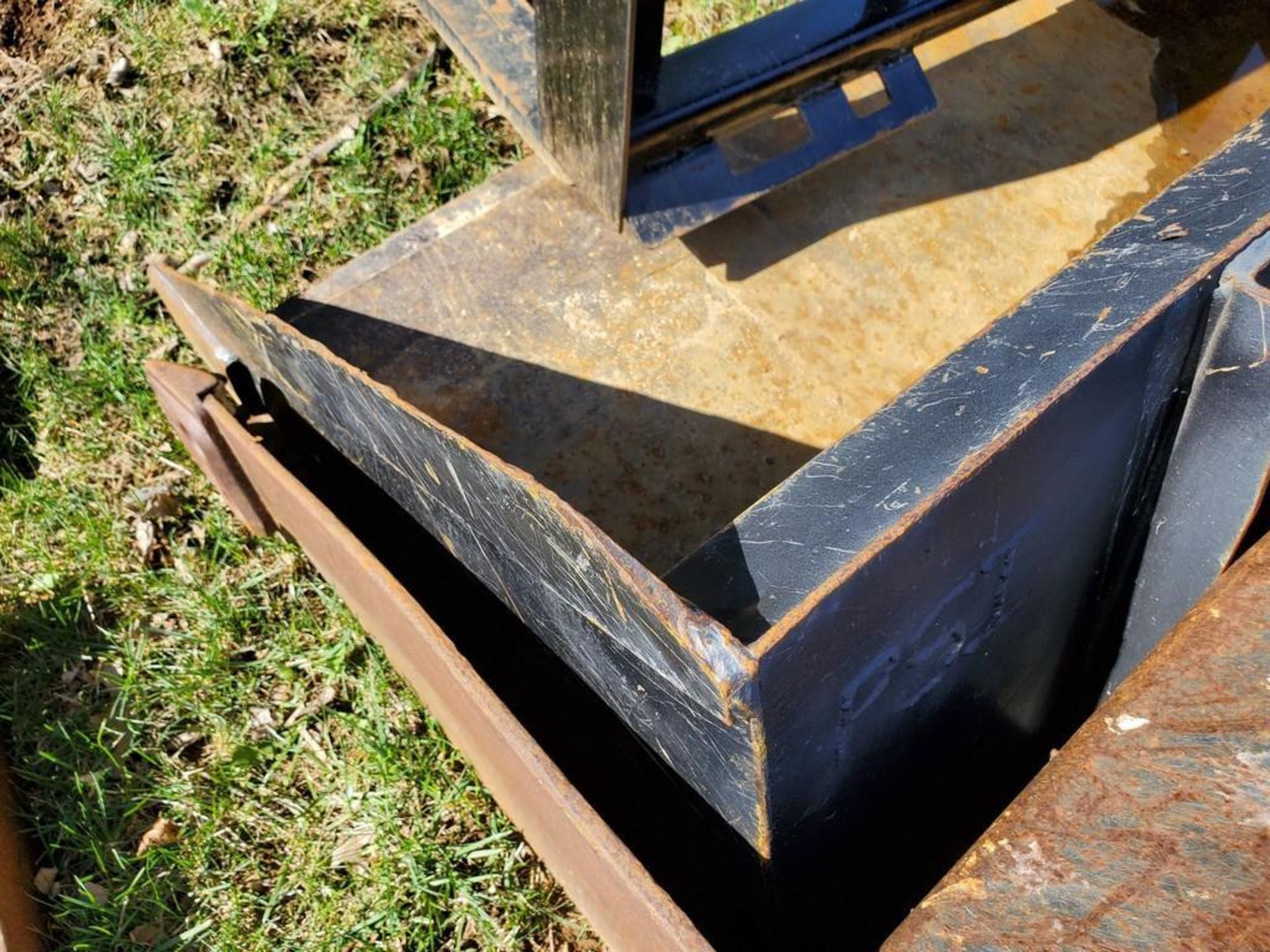 Skid Steer Bucket - Image 5 of 10