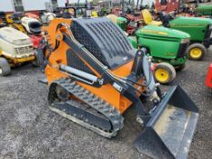 LandHonor Stand On Track Loader 'New'