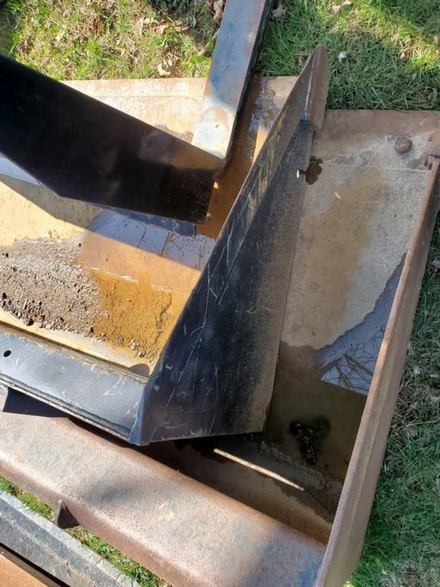Skid Steer Bucket - Image 2 of 10