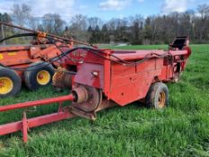 New Holland 315 Baler
