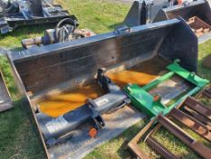 Skid Steer Bucket 'New'
