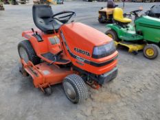 Kubota G1900 Riding Tractor 'Ride & Drive'