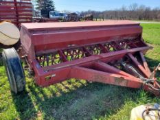 International 5100 Grain Drill