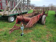 International 200 Manure Spreader