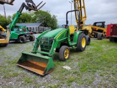 John Deere 3520 Compact Loader Tractor 'Runs & Operates'