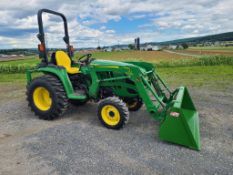 John Deere 3038E Compact Loader Tractor 'Runs and Operates'